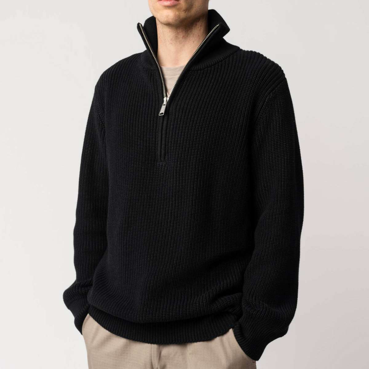 BERLIN HALF ZIP SWEATER