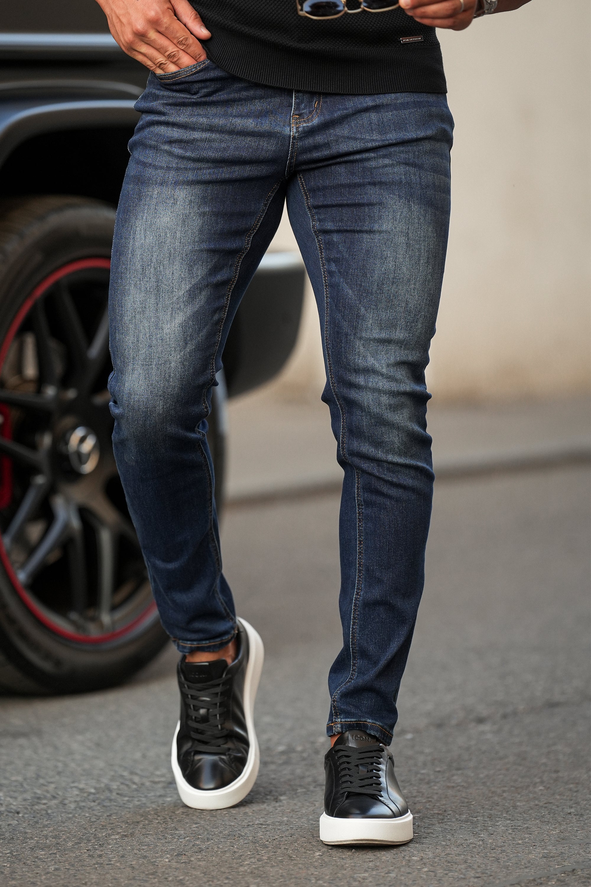 THE AURENZE JEANS
