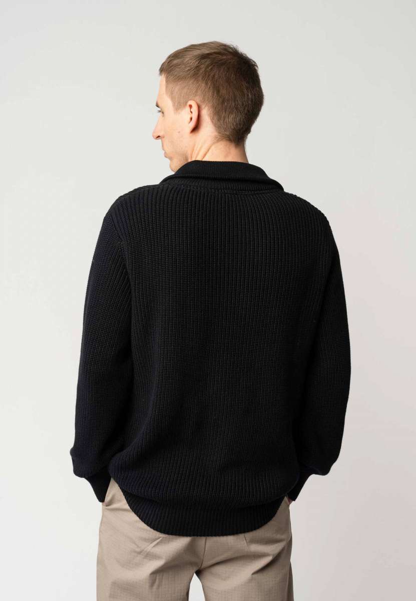 BERLIN HALF ZIP SWEATER
